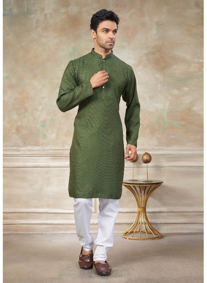 OUTLUK Green Cotton Kurta Pajama for Men - Image 3